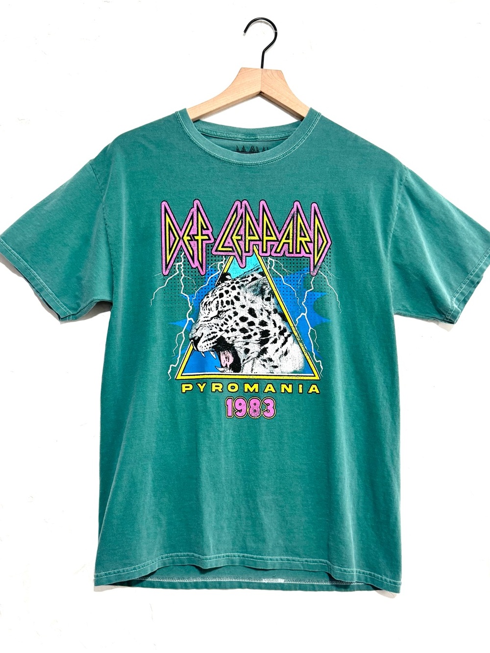 Def Leppard Pyromania 1983 Graphic Band Tee Green Large